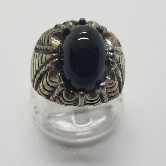 Gold Black Onyx Ring  - Picture 2 of 6